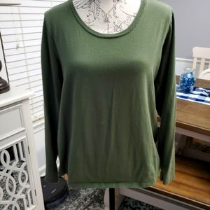 ❄❄WINTER CLEARANCE ❄❄ 3/$15 XL olive green long sleeve T-shirt